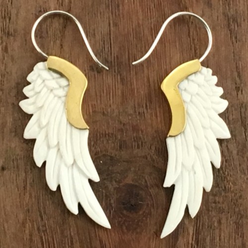 Boucles d'oreilles ailes en os