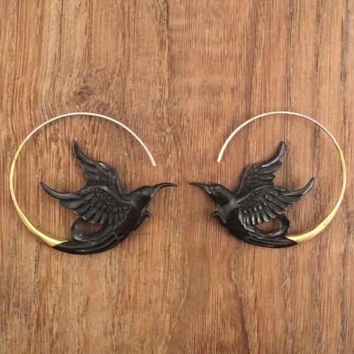 Boucles d'oreilles oiseaux en corne